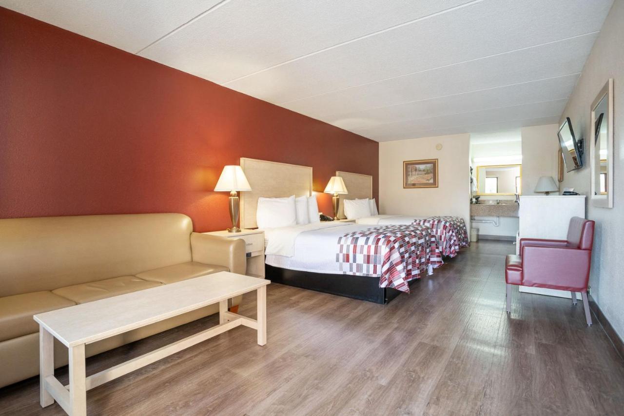 Red Roof Inn & Suites Pigeon Forge Parkway Dış mekan fotoğraf
