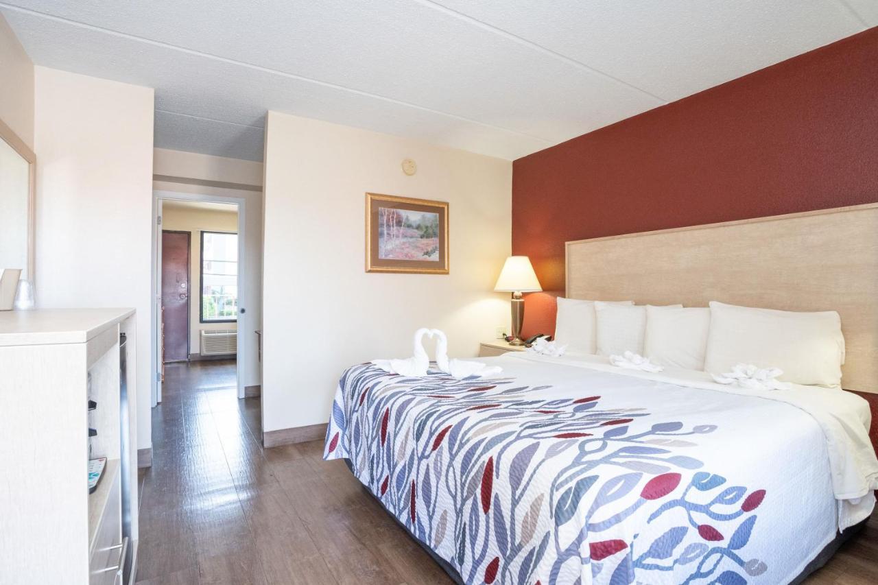 Red Roof Inn & Suites Pigeon Forge Parkway Dış mekan fotoğraf