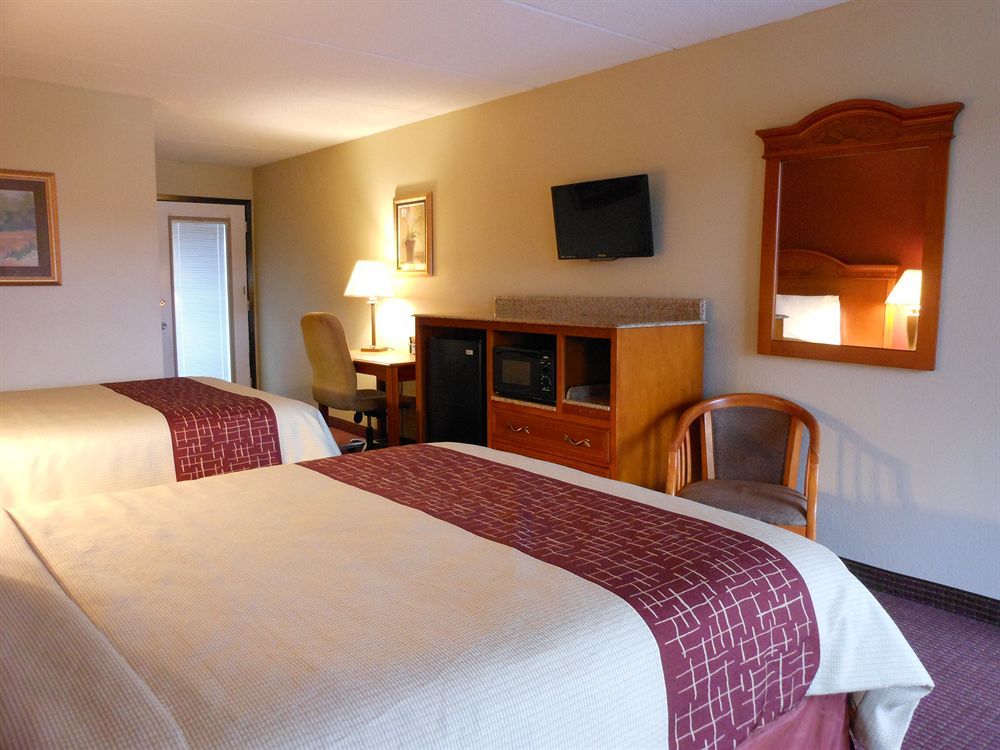 Red Roof Inn & Suites Pigeon Forge Parkway Dış mekan fotoğraf