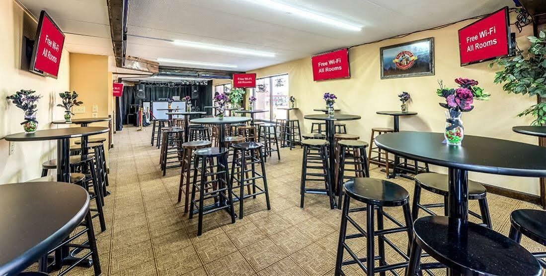 Red Roof Inn & Suites Pigeon Forge Parkway Dış mekan fotoğraf